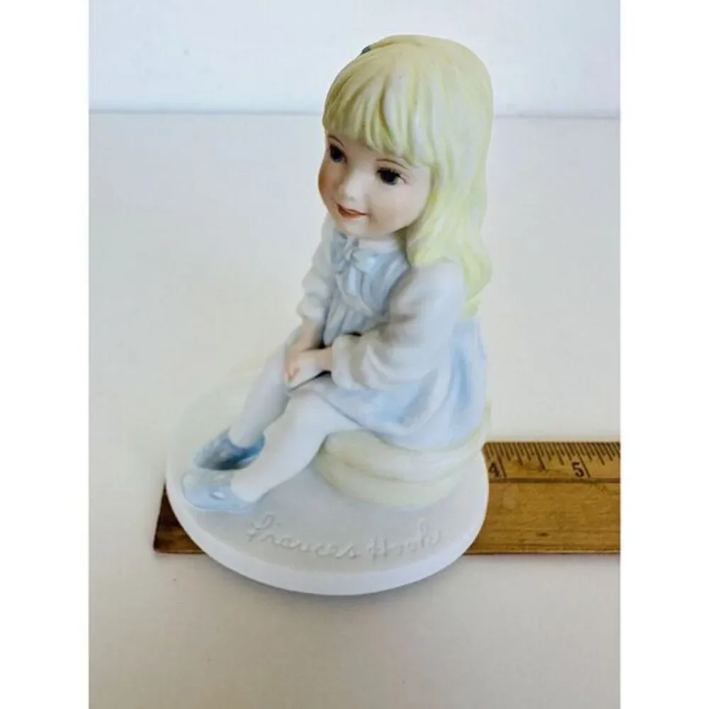 Vintage All Dressed Up A Childs World Frances Hook 1980 Romans Figurine Excelsis